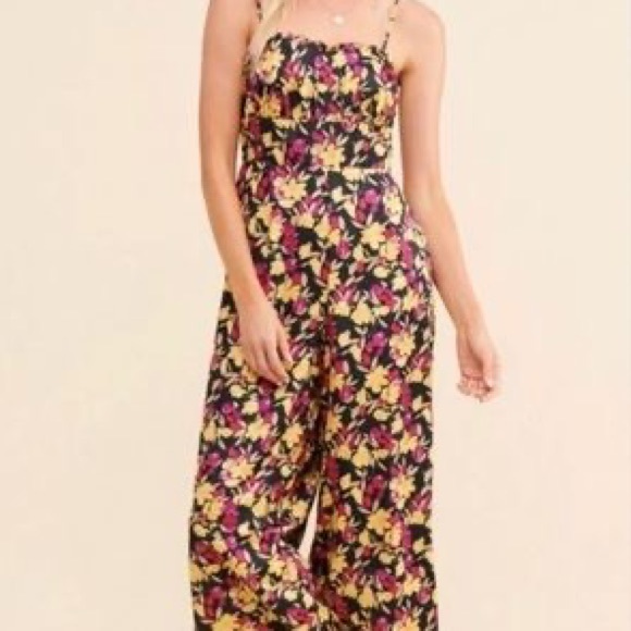 Cherokee Pants - Cherokee floral Print Jumpsuit Sz M/L Black Multicolored
